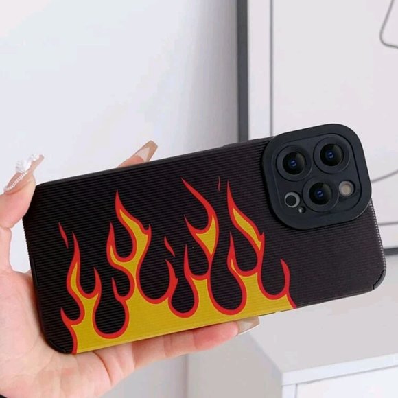 Flames Case For iPhone 14 Plus + FREE Glass Protector - Picture 3 of 4